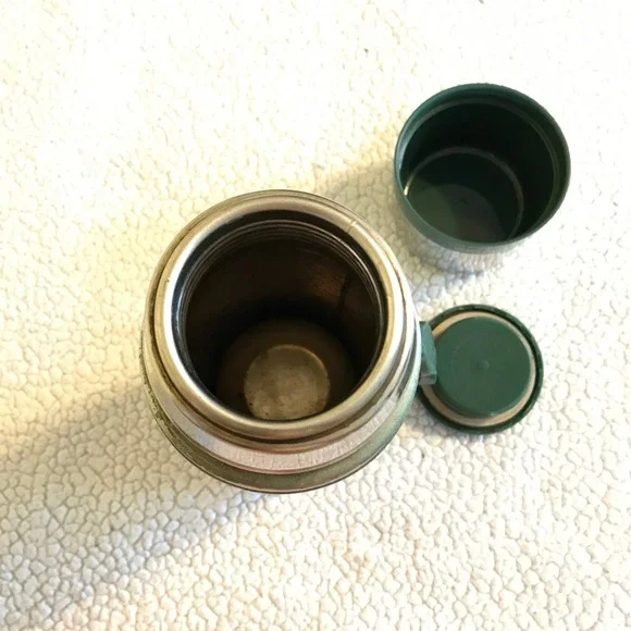Vintage Aladdin Stanley Thermos 24 oz Wide Mouth Vacuum Bottle A-1350B Green USA - Picture 6 of 9